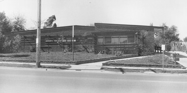 Photograph, 44 Warrandyte Rd. Clinic, 1973