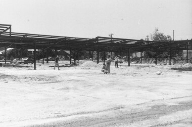 Photograph, New Ringwood Market building under construction - 14/1/1982