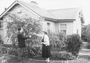 Photograph, Mr. and Mrs. Eric Smith - Signalman at Ringwood - at No.1 Wantirna Rd Railway house, Undated