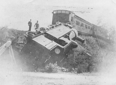 Photograph, Ringwood derailment 1902 at Wantirna Rd. railway viaduct