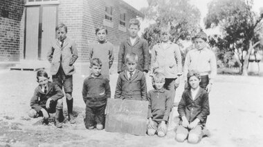 Photograph, East Ringwood State School cricket team - 1926