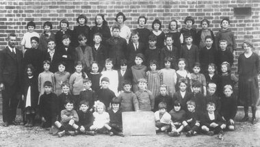 Photograph, Ringwood East State School - 1926.  Teachers - Mr. Hatfield, Miss Linda Pump