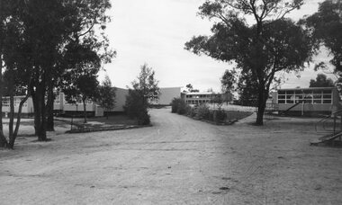 Photograph, Heathmont State School, Balfour Avenue, 1973