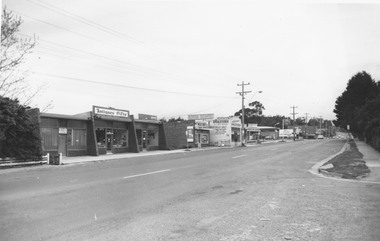 Photograph, Bedford Rd. Shopping Centre, Ringwood, 1973