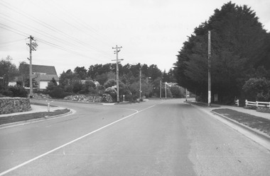 Photograph, Corner Dublin and Bedford Roads, Ringwood. 1973