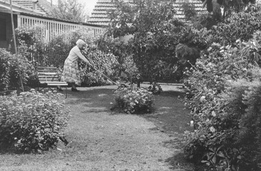 Photograph, Winning Gardens Ringwood (4 photos). (Undated)