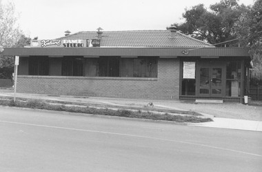 Photograph, Kenlaural Dance Studio, 35 Ringwood Street, Ringwood 1981