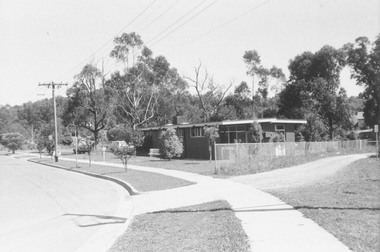 Photograph, Infant Welfare Centre at rear of Bowling Green, Ringwood 1972