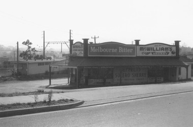 Photograph, Webdales Licensed Grocer Store, Ringwood, mid 1976