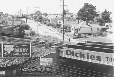 Photograph, Pitt St. Ringwood, from clock tower. 1960