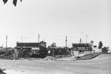 Photograph, New market - Corner of Seymour and New Streets.  Where Ringwood Timber offices and sales rooms used to be. 1982