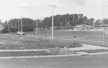 Photograph, View of corner of Middlebrook Dr and Tortice Drive looking east towards Wonga Rd, North Ringwood. 1981