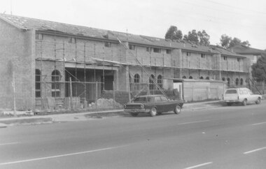 Photograph, Ringwood Motor Inn, Maroondah Highway, 1981