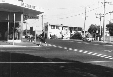 Photograph, Corner of Civic Place with corner of Seymour St. across Ringwood St, Ringwood. 1981