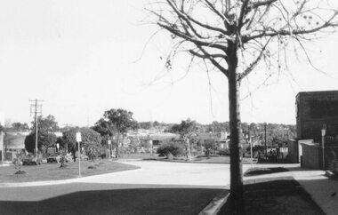 Photograph, Seymour St. looking at new Target Shopping Centre, Ringwood 1984