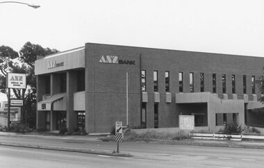 Photograph, ANZ Bank, Whitehorse Rd.  West side. Ringwood, 1982