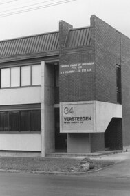 Photograph, Versteegen's, 34 New Street, Ringwood, 1982