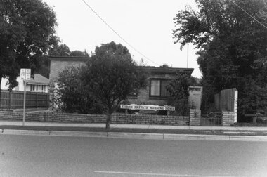 Photograph, Bond St, Ringwood - Eildon Private Nursing Home. 1987