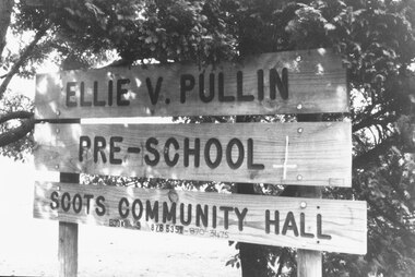 Photograph, Ellie Pullin Pre-School in Presbyterian Church Hall.  (1987)