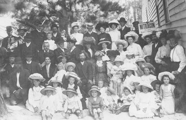 Photograph, Group at Ringwood Show at old Ringwood Hall in Mt.Dandenong Road, Ringwood East. c1908