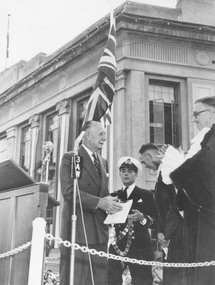 Photograph, Sir Dallas Brooks declaring Ringwood a City, 1960
