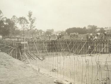 Photograph, Building old Ringwood swimming pool, 1934, Ringwood St