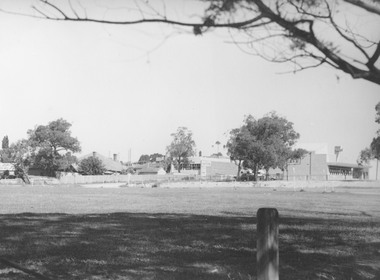 Photograph, Ringwood Oval - now Eastland  (undated)