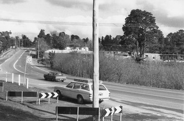 Photograph, Junction of Warrandyte Road, Old Warrandyte Road and Tortice Drive, North Ringwood looking south 1981