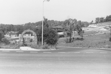 Photograph, Corner of Oban Rd. and Kubis Drive, North Ringwood. 1982