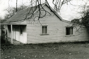 Photograph-B&W, Hill's Dairy, Canterbury Road, Ringwood 1989-Hill's Old House, 6/07/1989