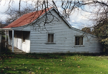 Photograph-Colour, Hill's Dairy, Canterbury Road, Ringwood 1989-Hill's Old House, 6/07/1989