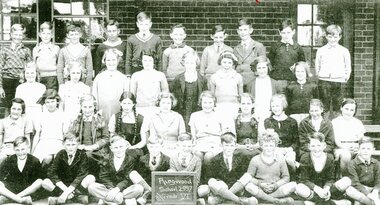 Photograph, Ringwood State School - Grade 6, 1937, 1937