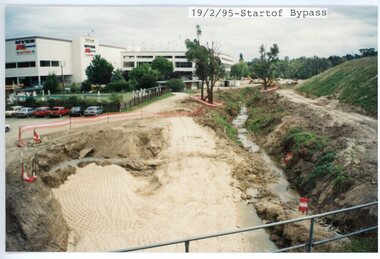 photograph, Eastlink Ringwood Bypass Construction-Start of Bypass 19/2/95