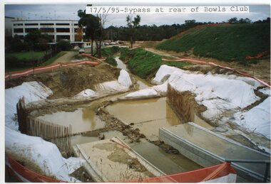 photograph, Eastlink Ringwood Bypass Construction-Bypass at rear of Bowls Club 17/5/95
