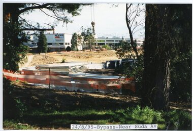 photograph, Eastlink Ringwood Bypass Construction-Bypass-Near Suda Av 24/8/95