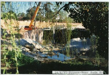 photograph, Eastlink Ringwood Bypass Construction-Bypass-Near Suda Av 24/8/95