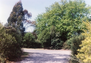 Photograph, 12 Warrandyte Road, Ringwood. Now a car park for 10 Warrandyte Road 21 October 1992
