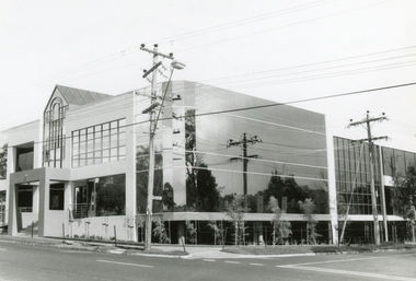 Photograph, New building at corner of Ringwood and Nelson Streets, Ringwood on 12 September 1988
