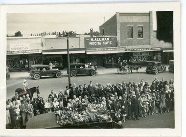 Photograph, Melba funeral through Ringwood