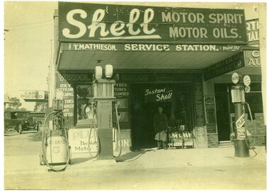 Photograph, T. Mathieson . Service Station -Ringwood. Circa 1930s