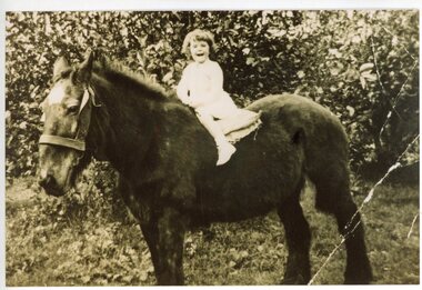 Photograph, Gerald Mahons family photographs -Ringwood