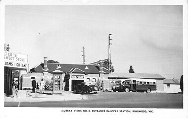 Photograph/Postcard, Postcard and souvenir photograph - Murray Views No.6 Entrance Railway Station, Ringwood, Vic. Circa 1948