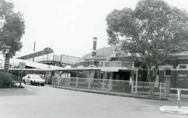 Photograph, Ringwood Railway Station 1992, 1992