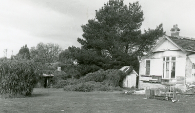 Photograph, 22-24 Adelaide Street, Mackinlay House, 25th January 1991, 1991