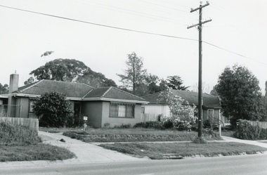 Photograph, 426-28 Canterbury Road, South side, near Heatherdale Road, 2nd August 1991, 1991