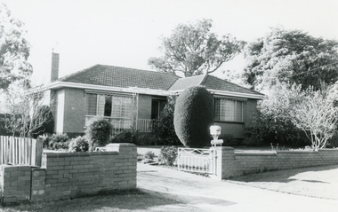 Photograph, 22 Pratt Street, Ringwood, 12th August 1991, 1991