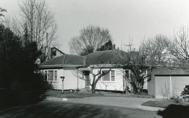 Photograph, 21 Pratt Street, Ringwood, 12th August 1991, 1991