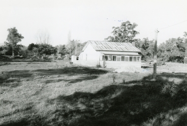 Photograph, Wantirna road, Ringwood, last house on East side before Dandenong Creek on 20th May 1989, 1989
