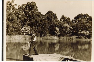 Photograph, Distance casting -Ringwood- Circa 1940's