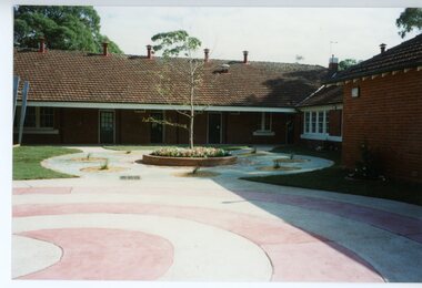 Photograph, Federation Estate -Ringwood. Community Open day 2001